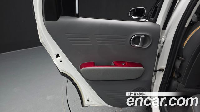 Hyundai Casper 2024 — photo 15