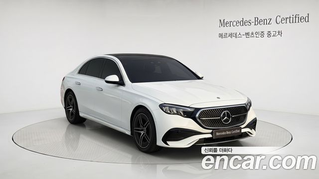 Mercedes-Benz E-Class 2026 — photo 1