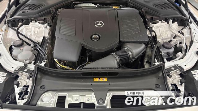 Mercedes-Benz E-Class 2026 — photo 6