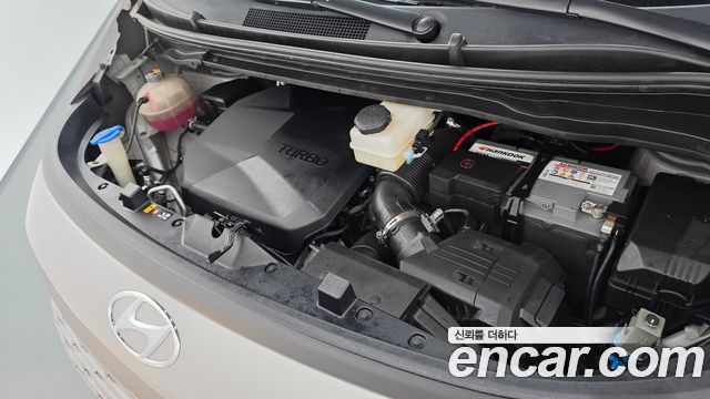 Hyundai Staria 2022 — photo 6
