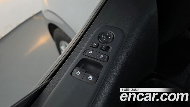 Hyundai Staria 2022 — photo 18