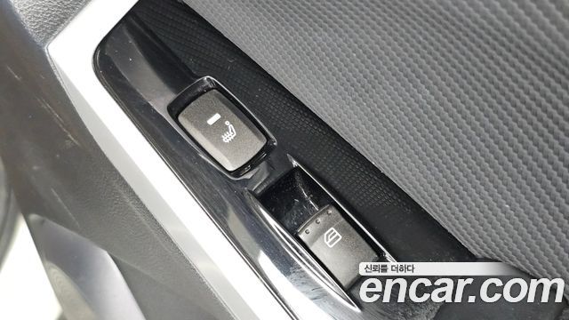 KG Mobility KORANDO 2018 — photo 34