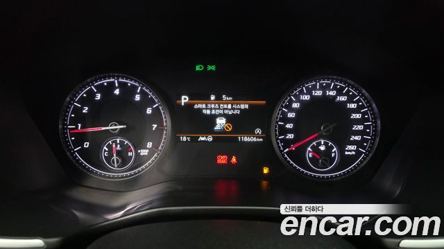 Hyundai Santafe 2023 — photo 11