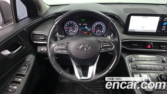 Hyundai Santafe 2023 — photo 19