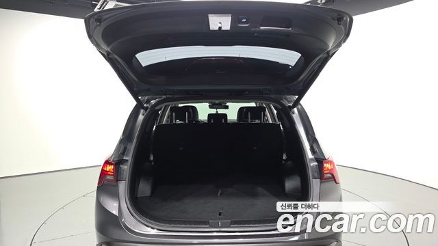 Hyundai Santafe 2023 — photo 26