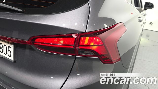 Hyundai Santafe 2023 — photo 9