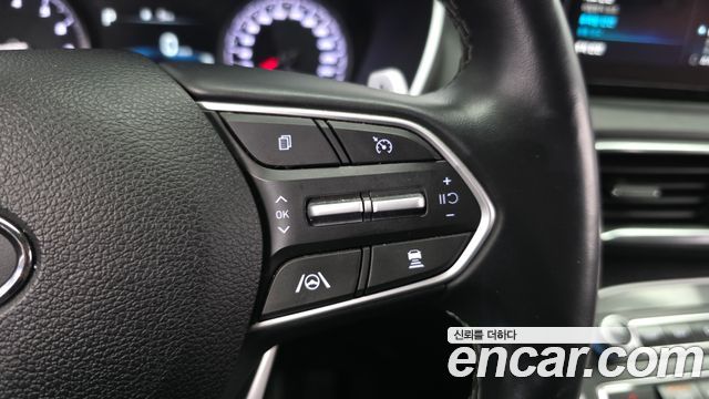 Hyundai Santafe 2023 — photo 30