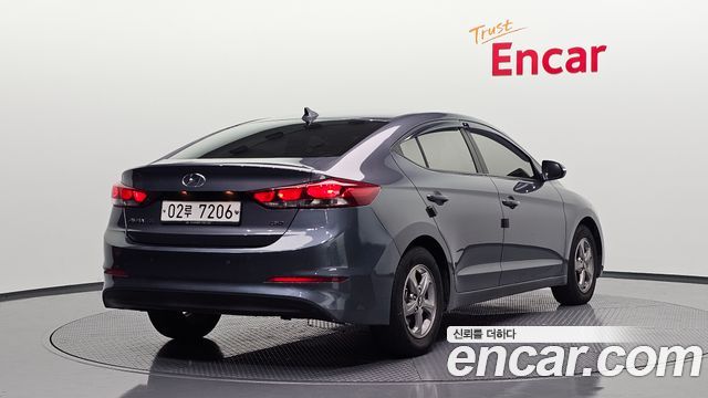 Hyundai AVANTE 2018 — photo 2