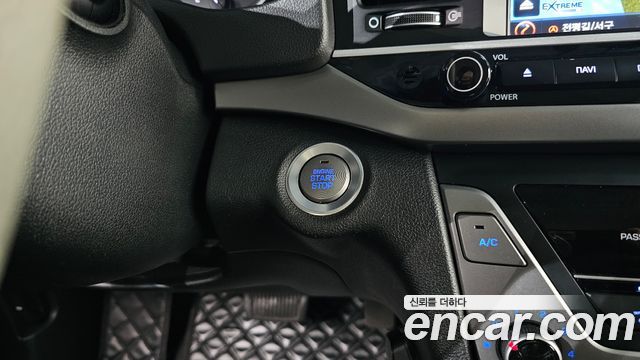 Hyundai AVANTE 2018 — photo 28