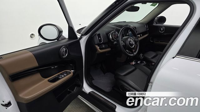 Mini Countryman 2019 — photo 13