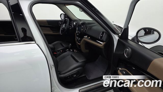 Mini Countryman 2019 — photo 17