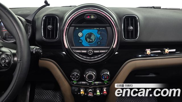 Mini Countryman 2019 — photo 20