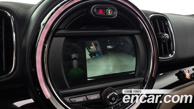 Mini Countryman 2019 — photo 21