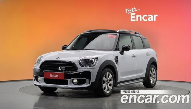 Mini Countryman 2019 — photo 1