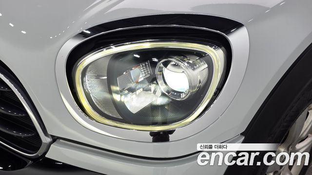 Mini Countryman 2019 — photo 8