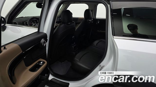 Mini Countryman 2019 — photo 16