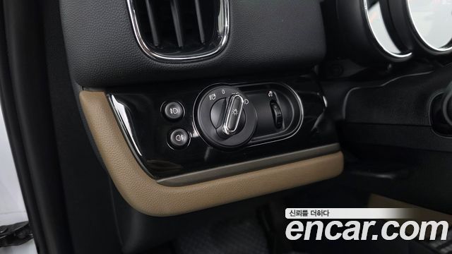 Mini Countryman 2019 — photo 28