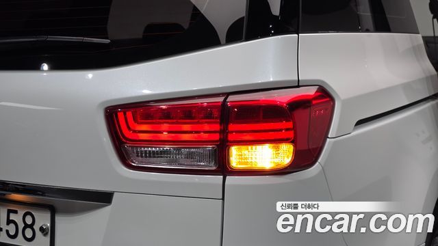 Kia Canival 2017 — photo 9