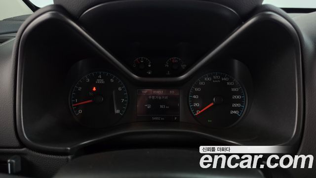 Chevrolet Korea Colorado 2022 — photo 11