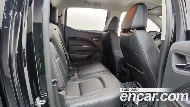 Chevrolet Korea Colorado 2022 — photo 17