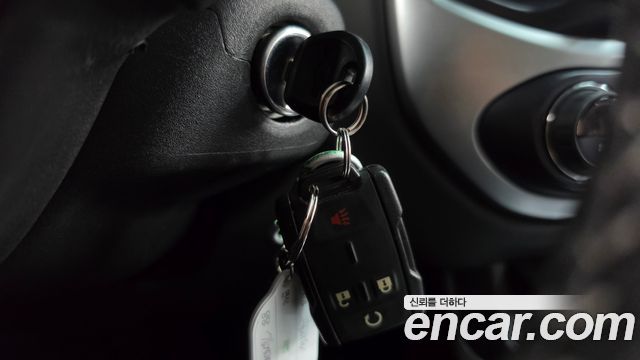Chevrolet Korea Colorado 2022 — photo 22