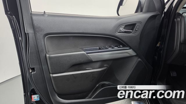 Chevrolet Korea Colorado 2022 — photo 14
