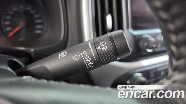 Chevrolet Korea Colorado 2022 — photo 28