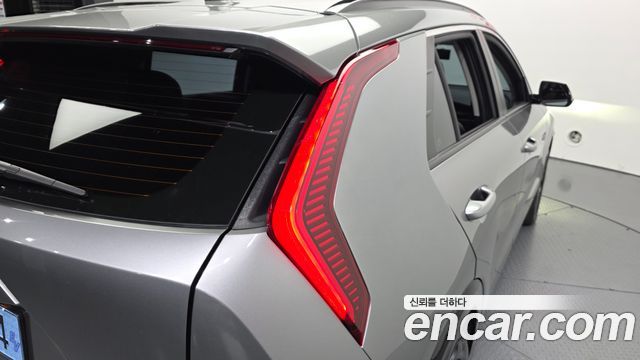 Kia Niro 2023 — photo 9