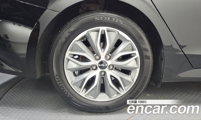 Kia K5 2022 — photo 5