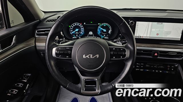 Kia K5 2022 — photo 20