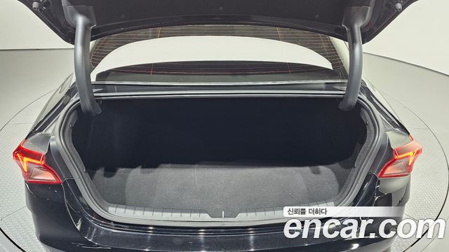 Kia K5 2022 — photo 26