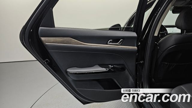 Kia K5 2022 — photo 15