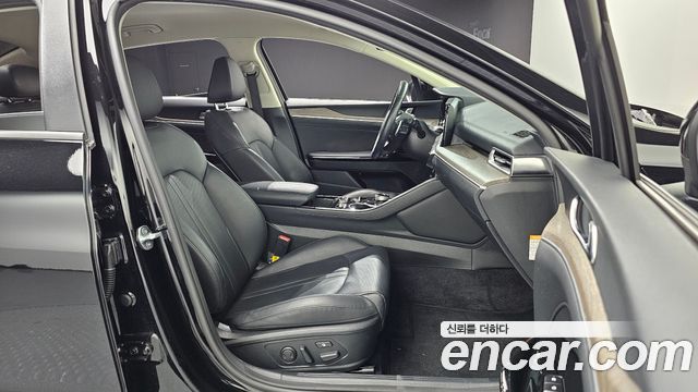 Kia K5 2022 — photo 16