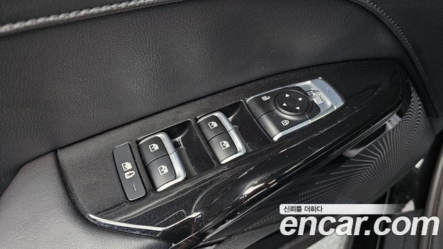 Kia K5 2022 — photo 30