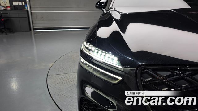 Genesis GV70 2025 — photo 8
