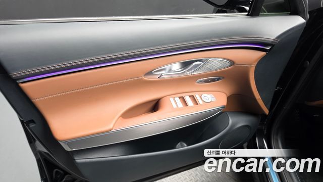 Genesis GV70 2025 — photo 14