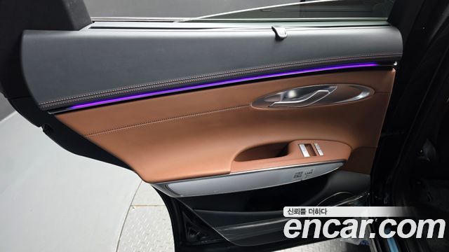 Genesis GV70 2025 — photo 15