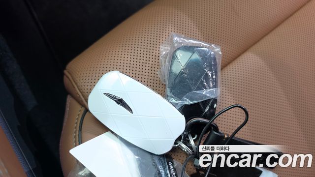 Genesis GV70 2025 — photo 29