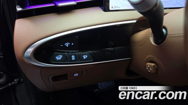 Genesis GV70 2025 — photo 31