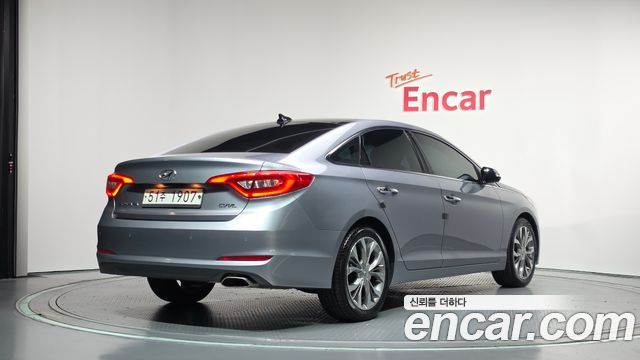 Hyundai Sonata 2015 — photo 2