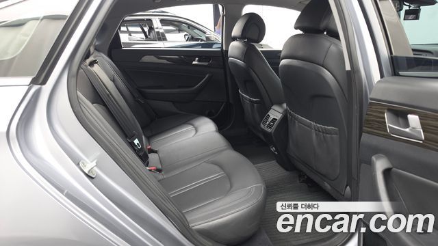 Hyundai Sonata 2015 — photo 18