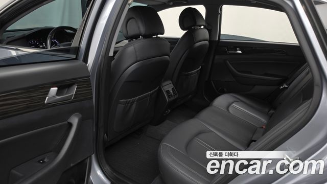 Hyundai Sonata 2015 — photo 16