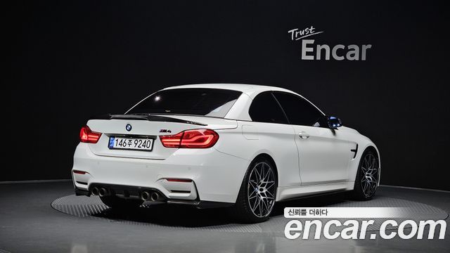 BMW M4 2018 — photo 2