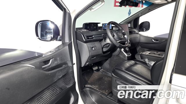 Hyundai Staria 2022 — photo 13
