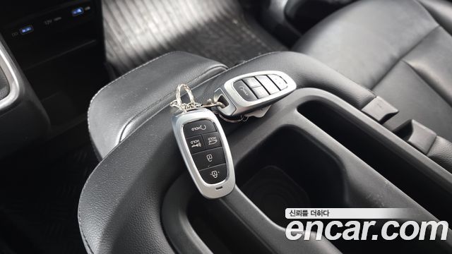 Hyundai Staria 2022 — photo 22