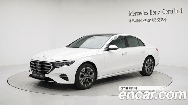 Mercedes-Benz E-Class 2026 — photo 1