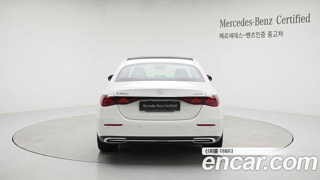 Mercedes-Benz E-Class 2026 — photo 4