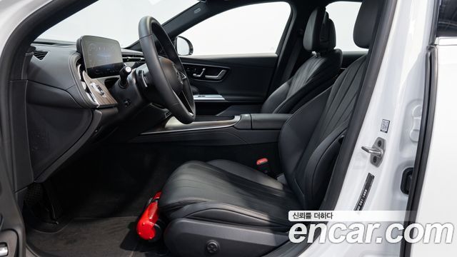 Mercedes-Benz E-Class 2026 — photo 10