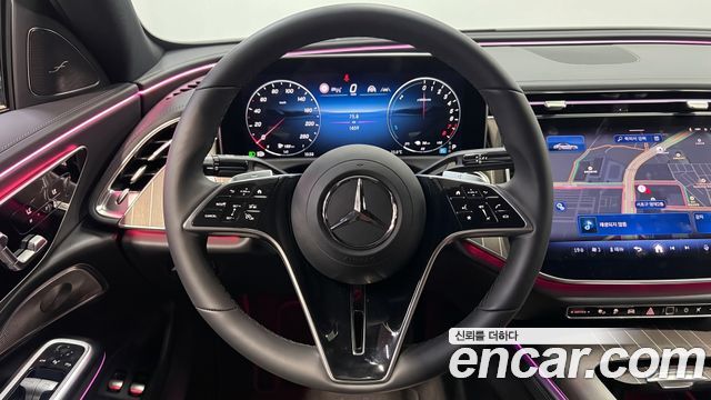 Mercedes-Benz E-Class 2026 — photo 12