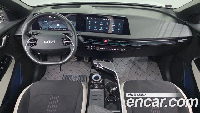 Kia EV6 2022 — photo 10
